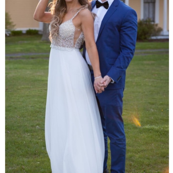 💙 True Love White Beaded Rhinestone Maxi Dress - Picture 15 of 16